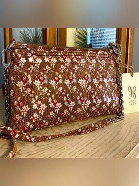 💙HOBO Darcy Convertible Crossbody